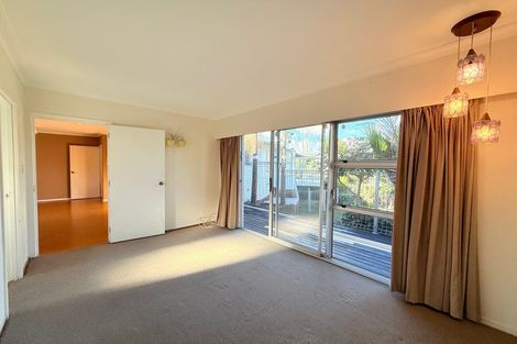 Photo of property in 36 Riverhills Avenue, Pakuranga Heights, Auckland, 2010