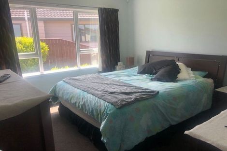 Photo of property in 11 Jasmine Grove, Maungaraki, Lower Hutt, 5010