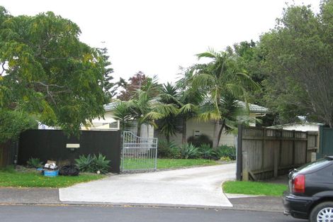 Photo of property in 19 Cranberry Place, Bucklands Beach, Auckland, 2012