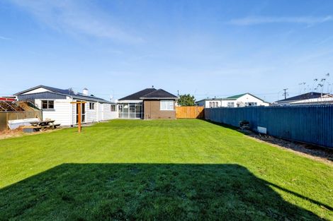 Photo of property in 84 Glover Road, Hawera, 4610
