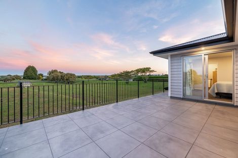 Photo of property in 60b Wilson Road South, Paengaroa, 3189