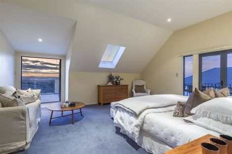 Photo of property in 1 Michael Bosher Way, Flat Bush, Auckland, 2019