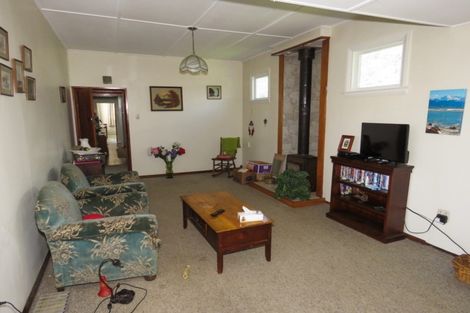 Photo of property in 7 Greenfield Street, Hector, 7822