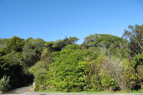 Photo of property in 32 Stanton Crescent, Karoro, Greymouth, 7805