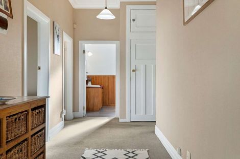 Photo of property in 2442 South Head Road, South Head, Helensville, 0874