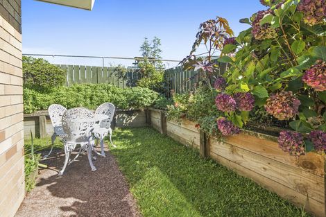 Photo of property in 10a Gills Avenue, Papakura, 2110