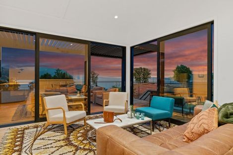 Photo of property in 2 Nisbet Terrace, Kinloch, Taupo, 3377