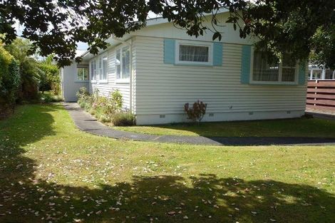 Photo of property in 64 Newcastle Street, Hokowhitu, Palmerston North, 4410