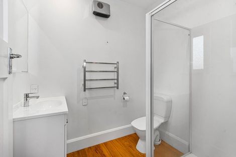 Photo of property in 18 Winton Street, St Albans, Christchurch, 8014