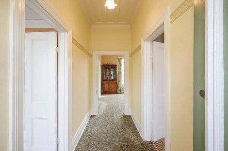Photo of property in 33 Brownville Crescent, Maori Hill, Dunedin, 9010