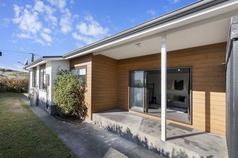 Photo of property in 35 Pandora Street, North New Brighton, Christchurch, 8083
