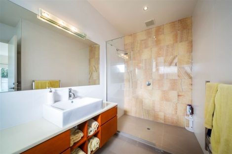 Photo of property in 16 Links Drive, Waiwhakaiho, New Plymouth, 4312