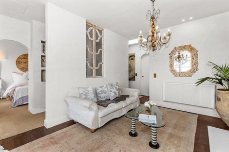 Photo of property in 541c Marine Parade, Napier South, Napier, 4110