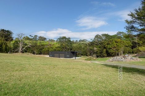 Photo of property in 22 Houkura Place, Taupaki, Henderson, 0782