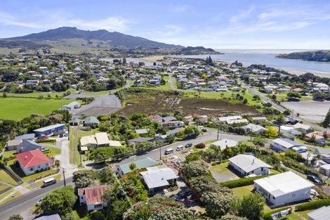 Photo of property in 8a Government Road, Raglan, 3225