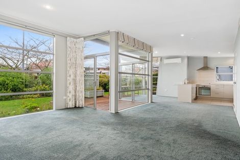 Photo of property in 2 Tory Way, Omokoroa, 3114