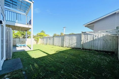 Photo of property in 1 Nephrite Lane, Henderson, Auckland, 0610