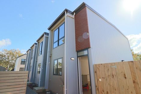 Photo of property in 4e Blue Gum Rise, Sunnyhills, Auckland, 2010