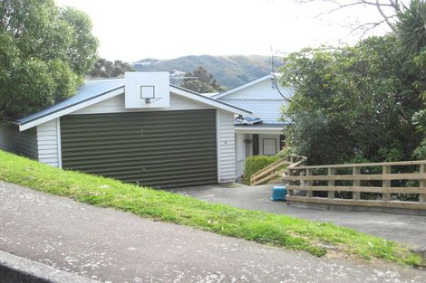 Photo of property in 6 Hurman Street, Karori, Wellington, 6012