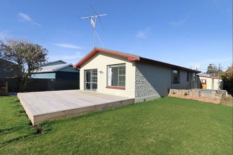 Photo of property in 9 Robert Street, Otatara, Invercargill, 9879