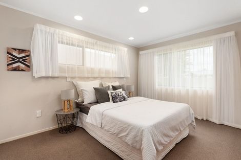 Photo of property in 43 Hillcrest Road, Otumoetai, Tauranga, 3110