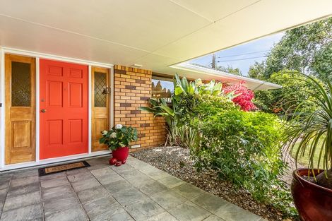 Photo of property in 270 Te Moana Road, Waikanae, 5036
