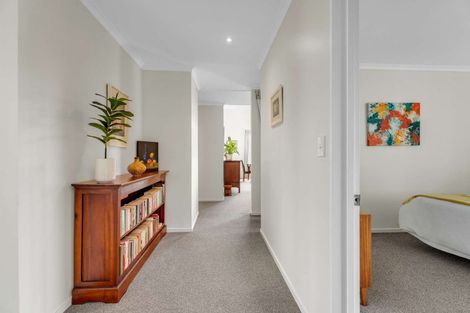 Photo of property in 18 Pacific Place, Whitianga, 3510