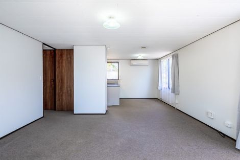 Photo of property in 348 Glengarry Road, Glen Eden, Auckland, 0602