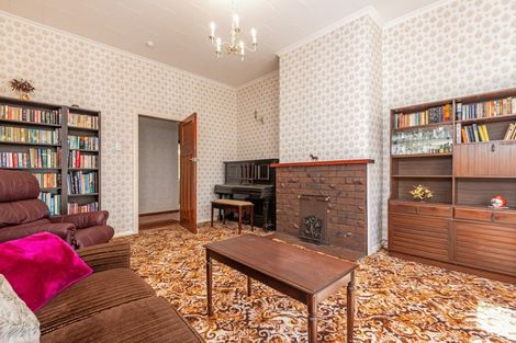 Photo of property in 23 Argyle Avenue, Takaro, Palmerston North, 4410