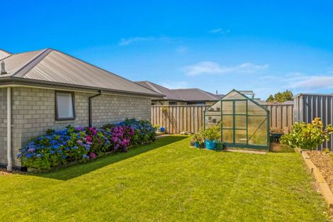 Photo of property in 25 Chris Drive, Rolleston, 7614