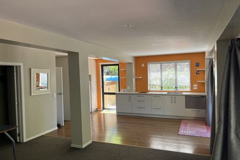 Photo of property in 4 Springtime Crescent, Stanmore Bay, Whangaparaoa, 0932