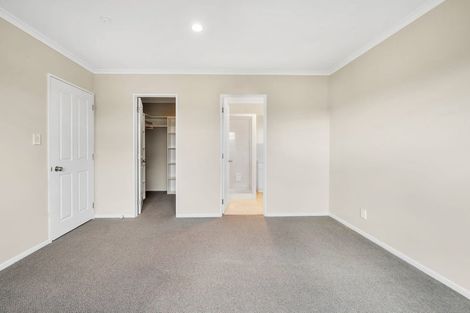 Photo of property in 28 Crossandra Drive, Mangere, Auckland, 2022
