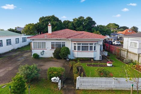 Photo of property in 42 Lippiatt Road, Otahuhu, Auckland, 1062