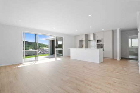 Photo of property in 5 Awa Avenue, Helensville, 0800
