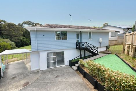 Photo of property in 2/130 Spinella Drive, Bayview, Auckland, 0629