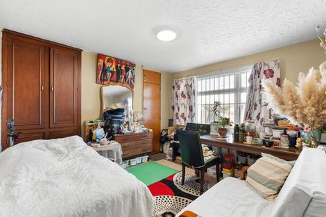 Photo of property in 10 Lake Terrace Road, Burwood, Christchurch, 8061