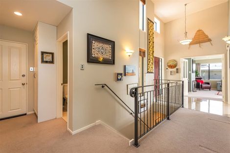 Photo of property in 4 Avery Place, Redcliffs, Christchurch, 8081