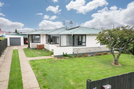 Photo of property in 16 Esk Place, Mosgiel, 9024