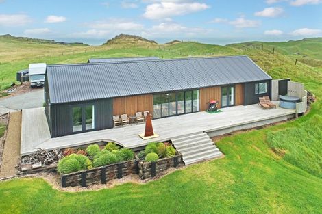 Photo of property in 569 Karioitahi Road, Lake Puketi, Waiuku, 2683