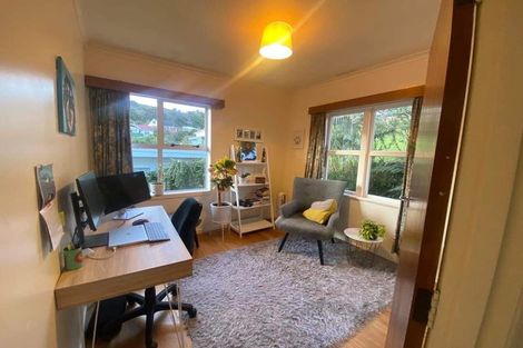 Photo of property in 22 Marshall Street, Karori, Wellington, 6012