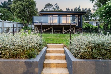 Photo of property in 96 Hocken Street, Kenmure, Dunedin, 9011