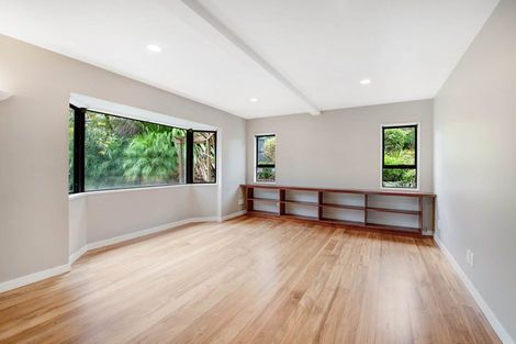 Photo of property in 1 The Knoll, Greenhithe, Auckland, 0632