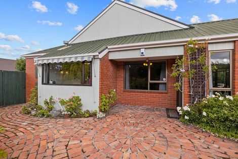 Photo of property in 1/47 Memorial Avenue, Ilam, Christchurch, 8053