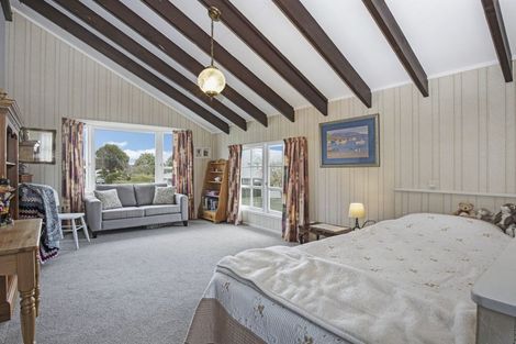 Photo of property in 11a Arthur Grove, Waikanae, 5036