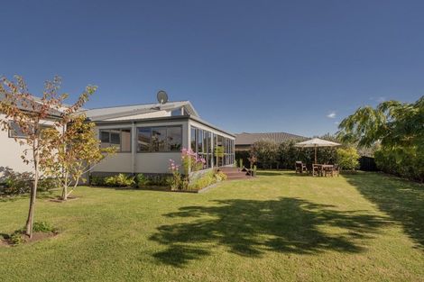 Photo of property in 18 Ringwood Place, Whitianga, 3510