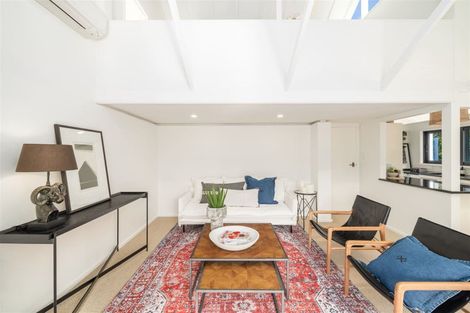 Photo of property in 2/501 Ilam Road, Bryndwr, Christchurch, 8052