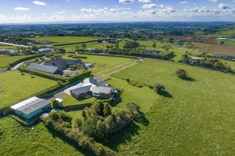 Photo of property in 118 Paparata Road, Bombay, 2675