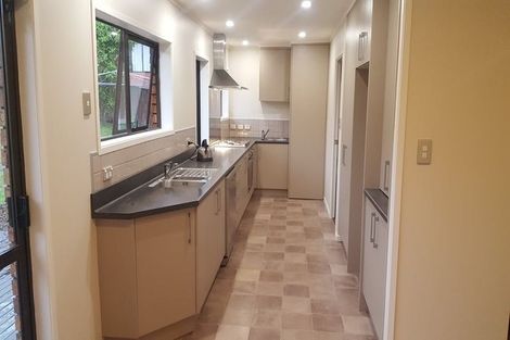 Photo of property in 23 Orinda Close, Botany Downs, Auckland, 2010