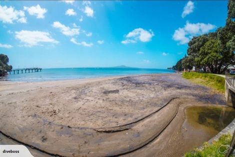 Photo of property in 12a Seaton Road, Murrays Bay, Auckland, 0630