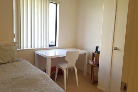 Photo of property in 26 William Gamble Drive, Greenhithe, Auckland, 0632